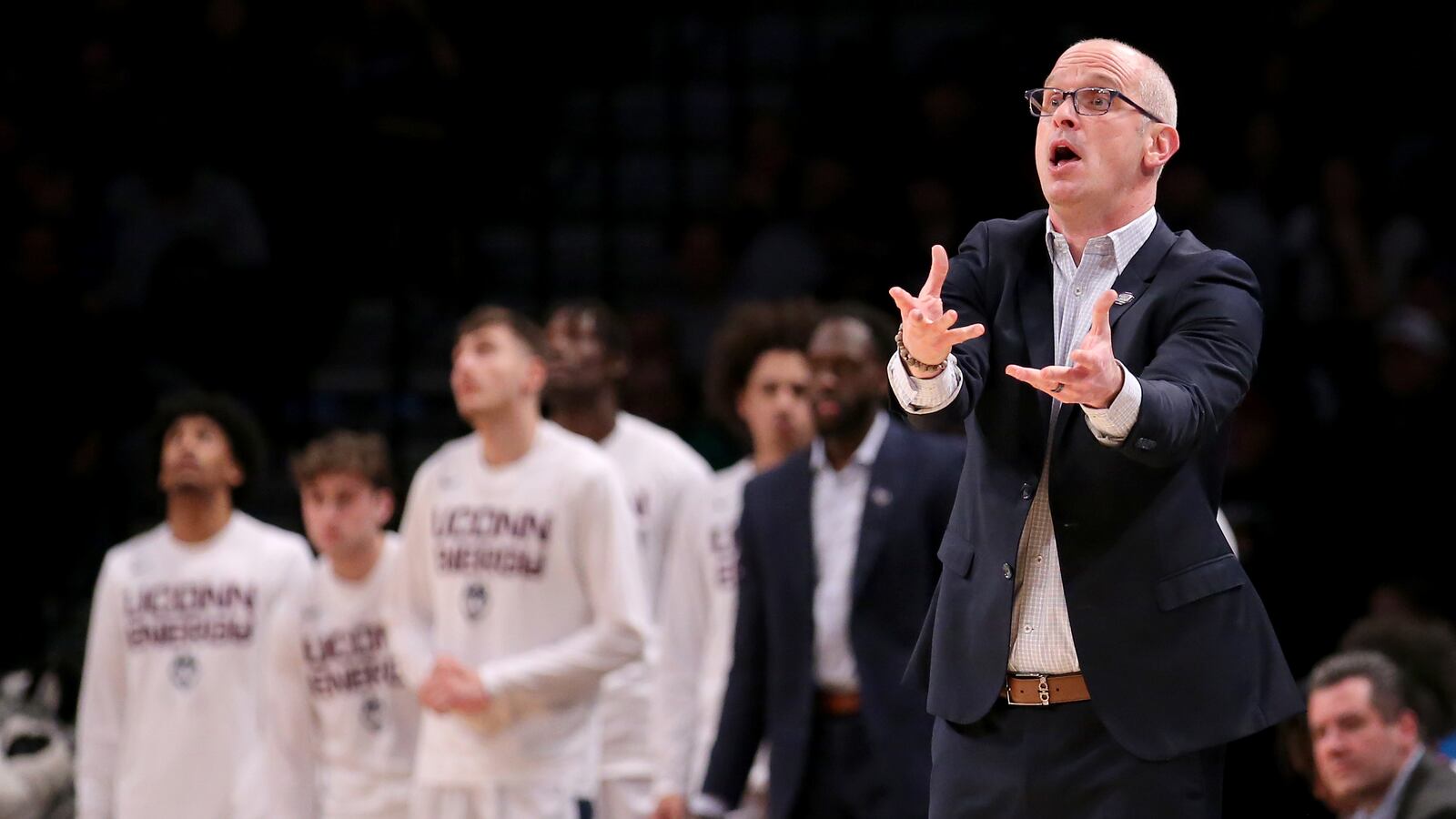 Connecticut Huskies head coach Dan Hurley.