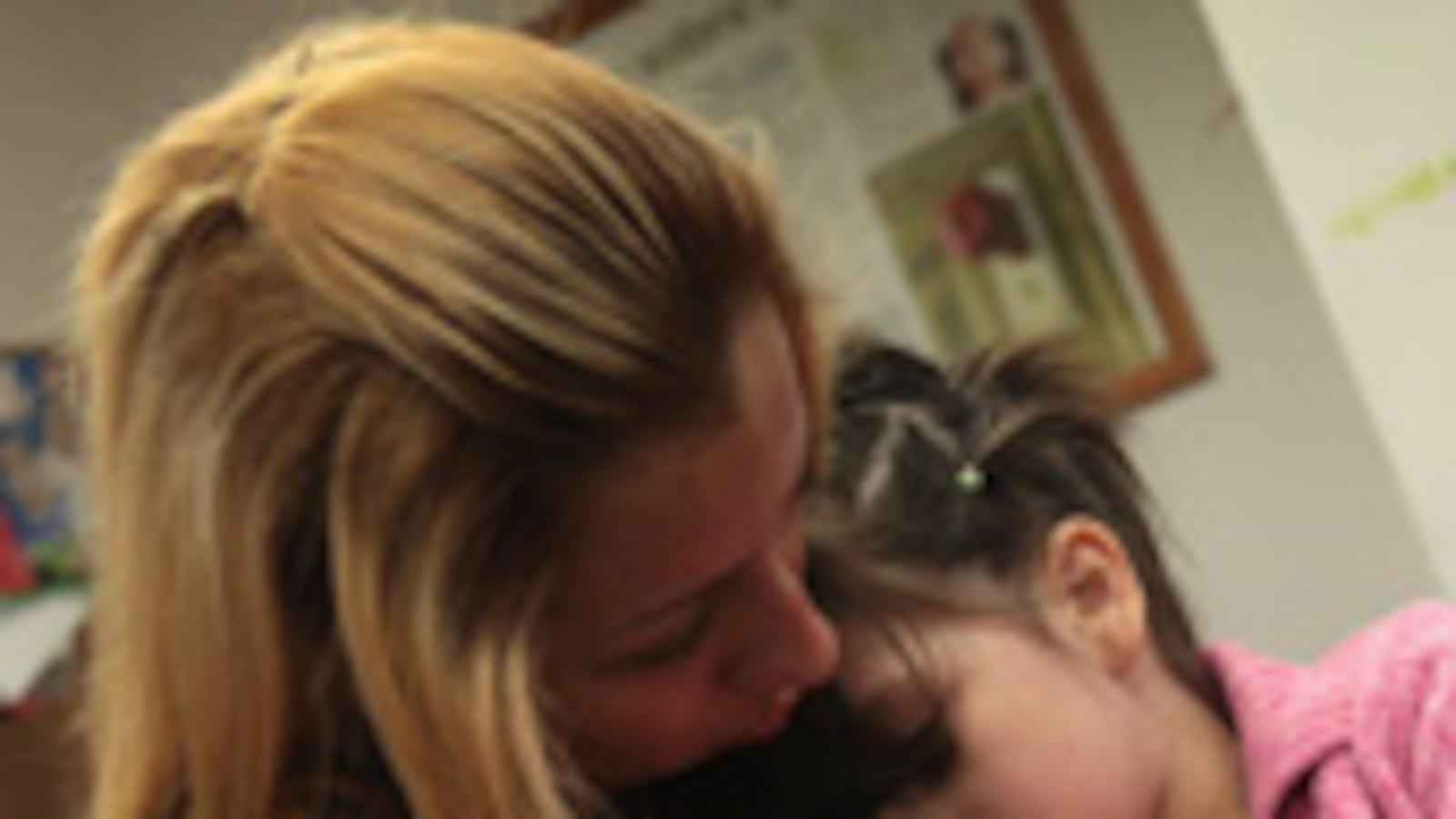 articles/2009/10/21/the-health-care-gender-gap/women-healthcare-moore_57741_gst5wj