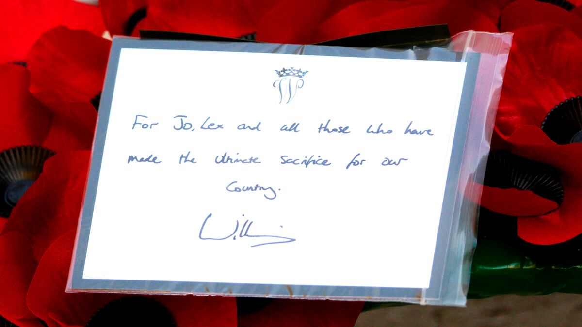 articles/2013/11/11/prince-william-s-personal-message-to-fallen-friends/william-message_hdxmhi