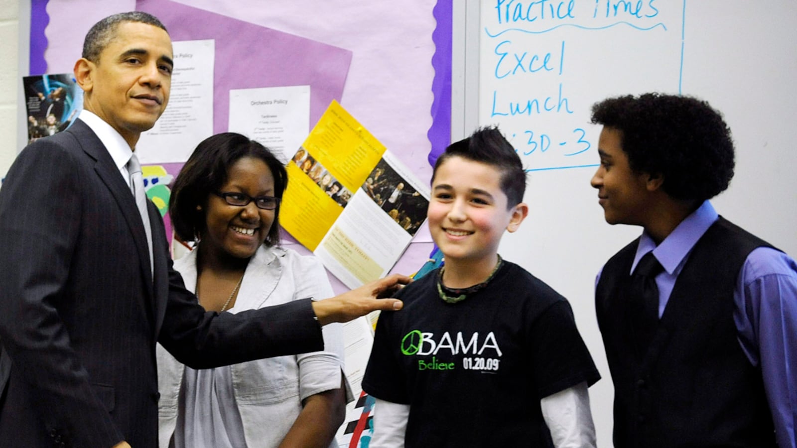 cheats/2011/09/23/obama-rewrites-no-child-left-behind/education-reforms-obama-cheat_kofmbz