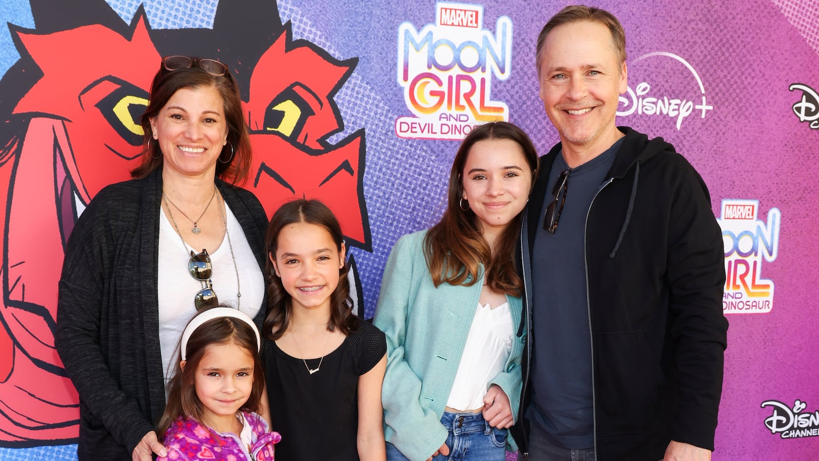 Kim Painter, Nixie Lowe, Fiona Lowe, Mabel Lowe and Chad Lowe