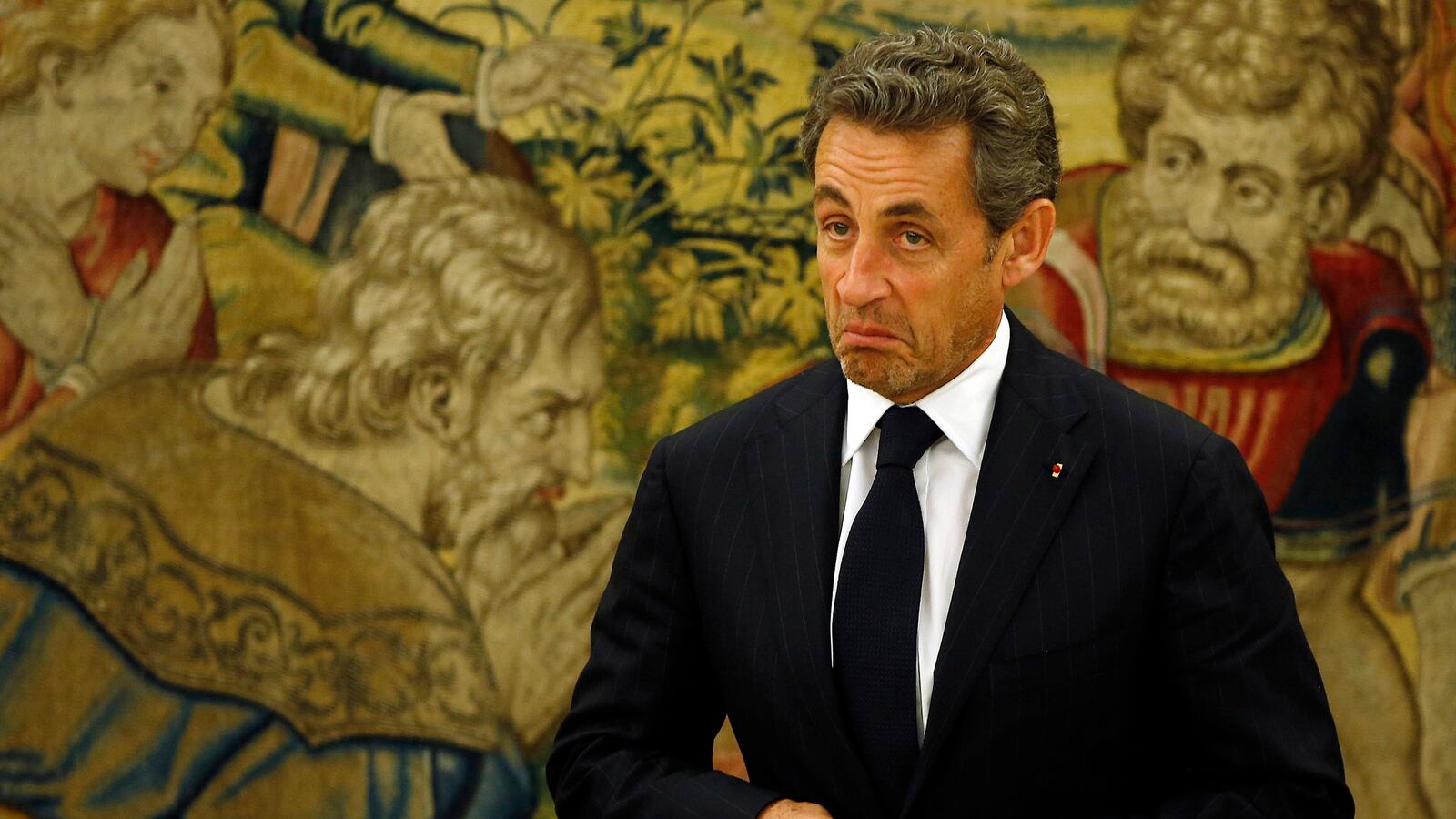 cheats/2014/07/01/sarkozy-detained-in-corruption-probe/140701-sarkozy-cheat_q5hhth