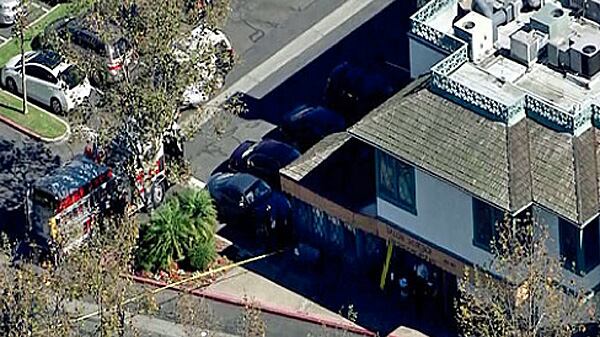 cheats/2011/10/12/6-killed-in-orange-county-shooting/seal-beach-shooting-beauty-parlour-cs_irbylp