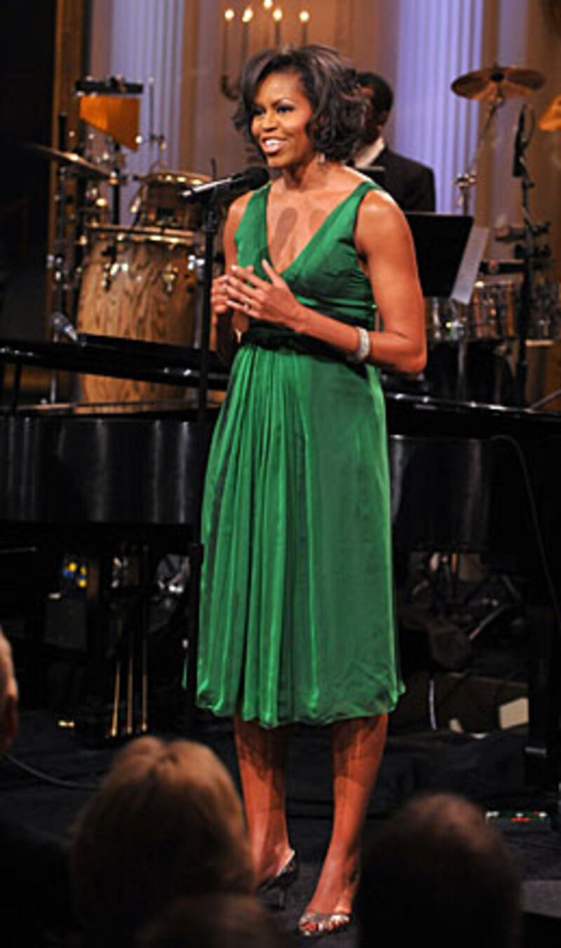 galleries/2009/04/23/the-first-100-outfits/michelle-obama-12_feysp0