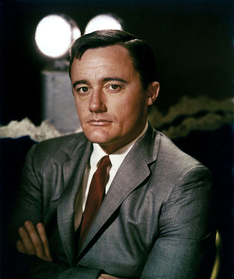 galleries/2016/12/31/the-iconic-celebrities-we-lost-in-2016-carrie-fisher-david-bowie-prince-muhammad-ali-and-more/ROBERT-VAUGHN-FWT0Y9_z2bk1o