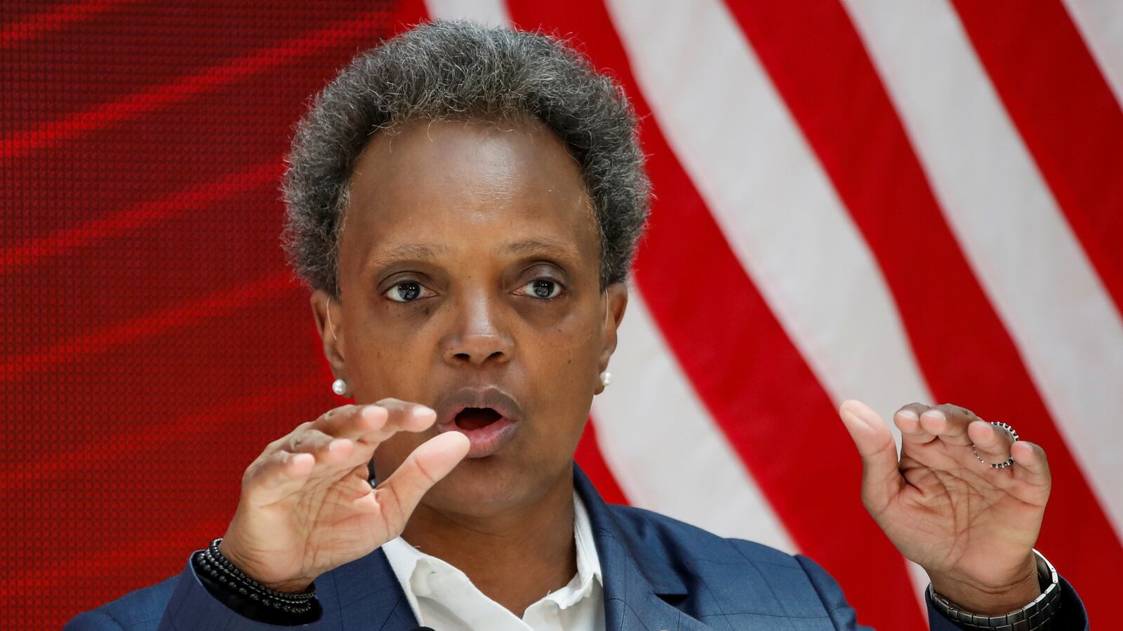 2020-07-23T203354Z_1742156671_RC28ZH9UT0OU_RTRMADP_3_GLOBAL-RACE-PROTESTS-CHICAGO_c9bezx