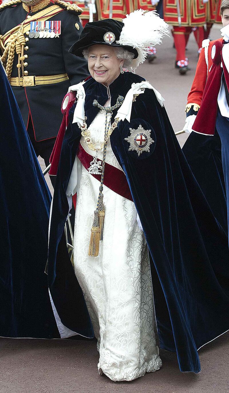 galleries/2010/07/06/queen-elizabeth-style/queen-lookbook-17_km2hx1