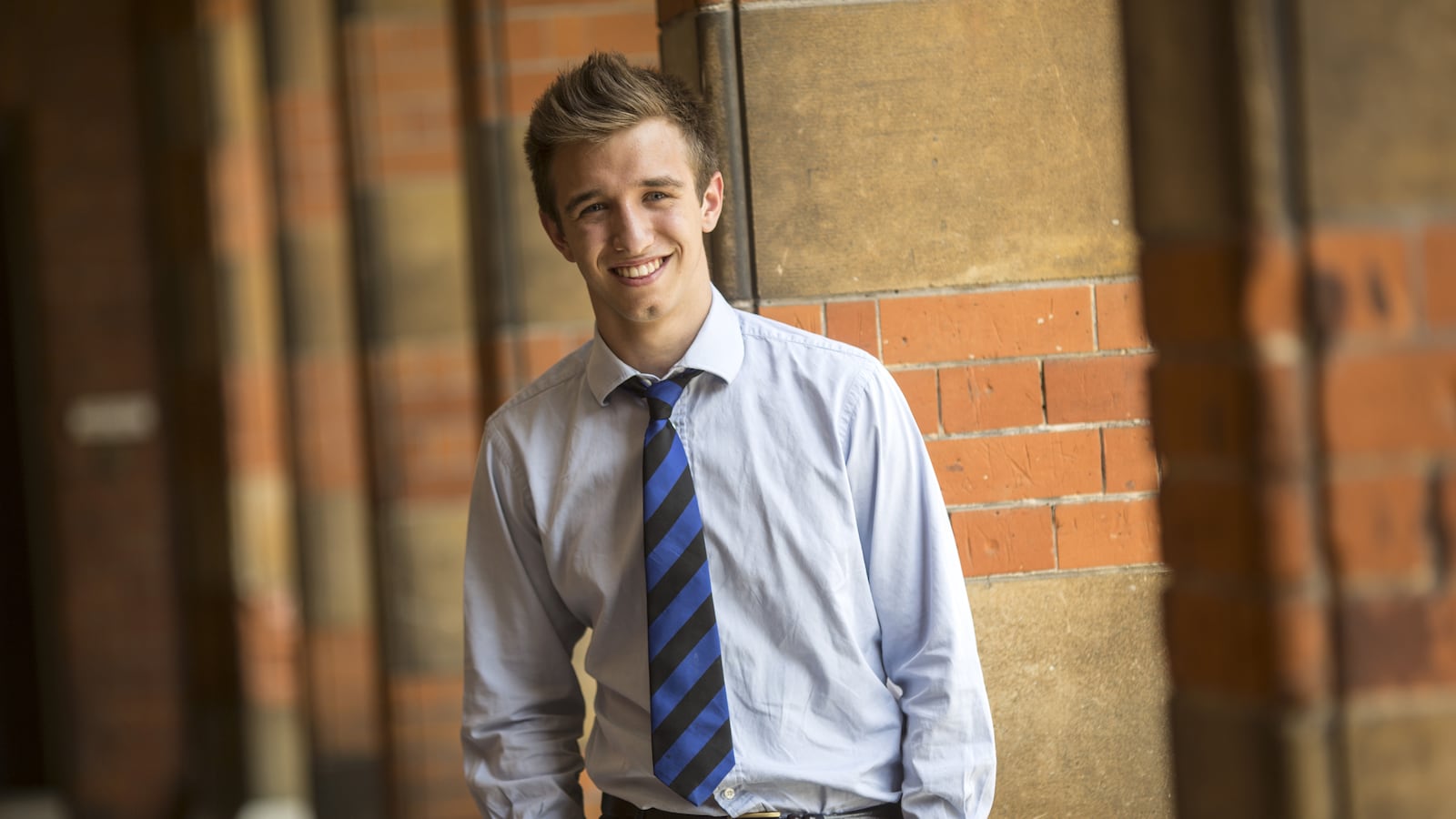 articles/2014/05/19/brits-celebrate-phin-lyman-the-boy-virgin-who-says-he-ll-wait-for-love/140519-hines-phin-lyman-tease_xhpe8z