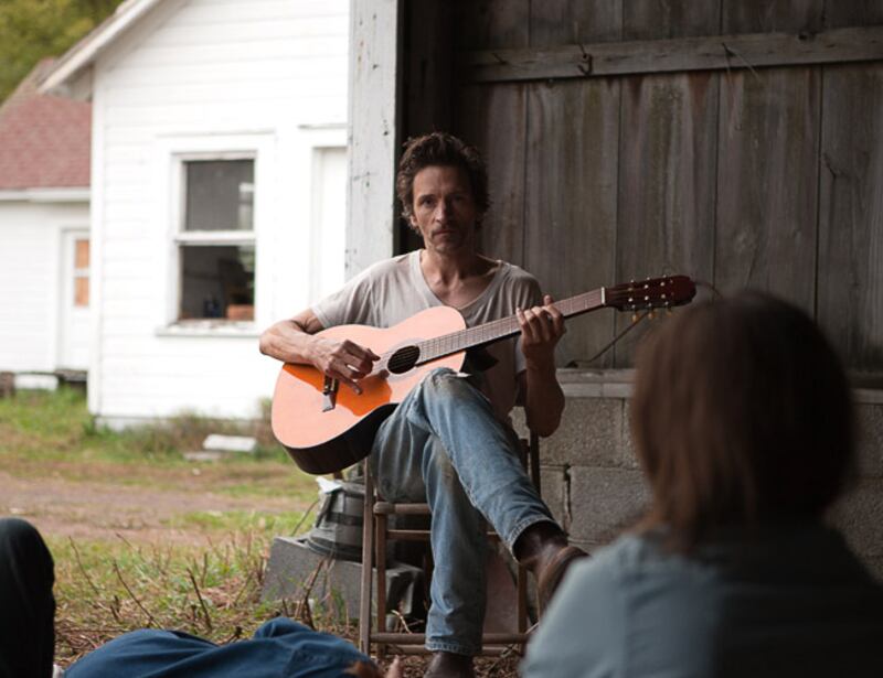 galleries/2011/09/08/25-must-see-fall-movie-preview-2011-photos/martha-marcy-may-marlene-fall-movies-2011-gal_al1kg1