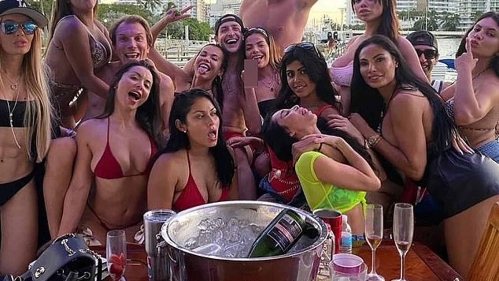 36005238-8977891-image-a-1_1606141111550_ljdlxu