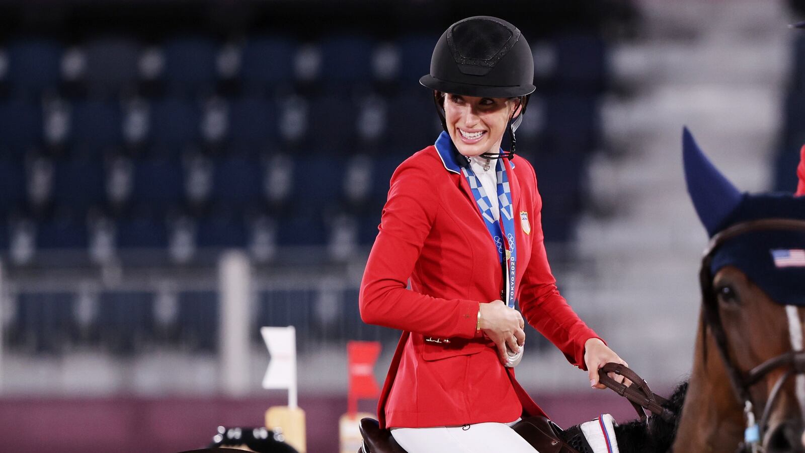 2021-08-07T124655Z_252654878_SP1EH870ZI233_RTRMADP_3_OLYMPICS-2020-EQU-O-JUMPTEAM-MEDAL_pkgnwu