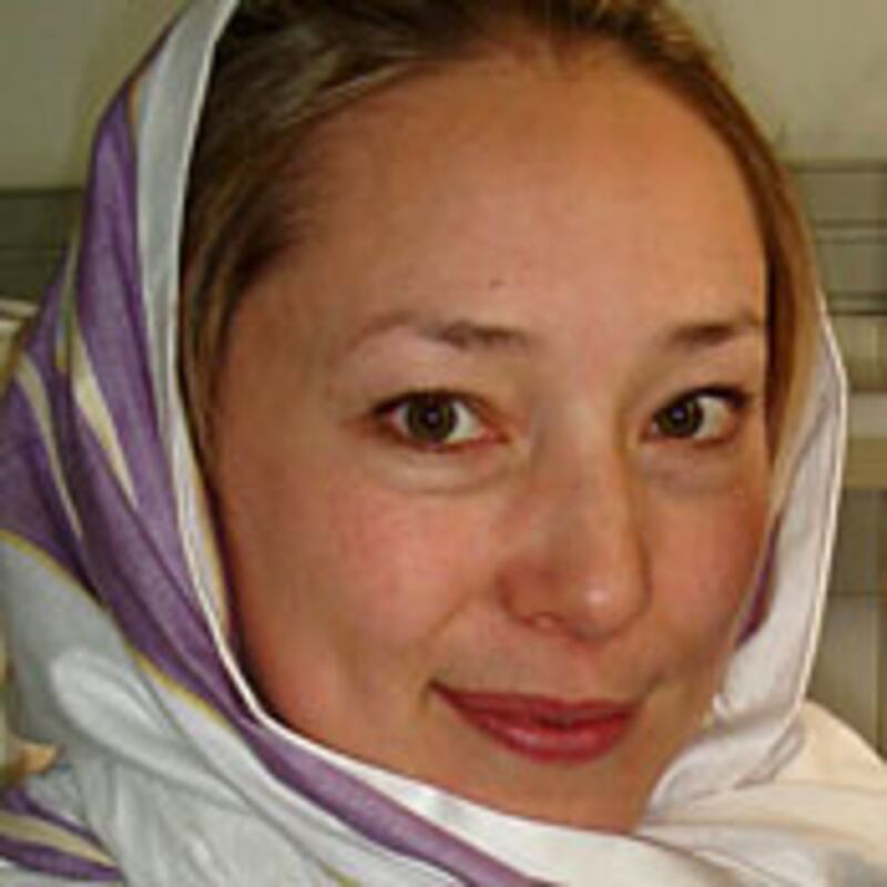 articles/2010/08/09/karen-woo-the-young-doctor-slain-in-afghanistan/jordan-karen-woo_118807_vd8nfb