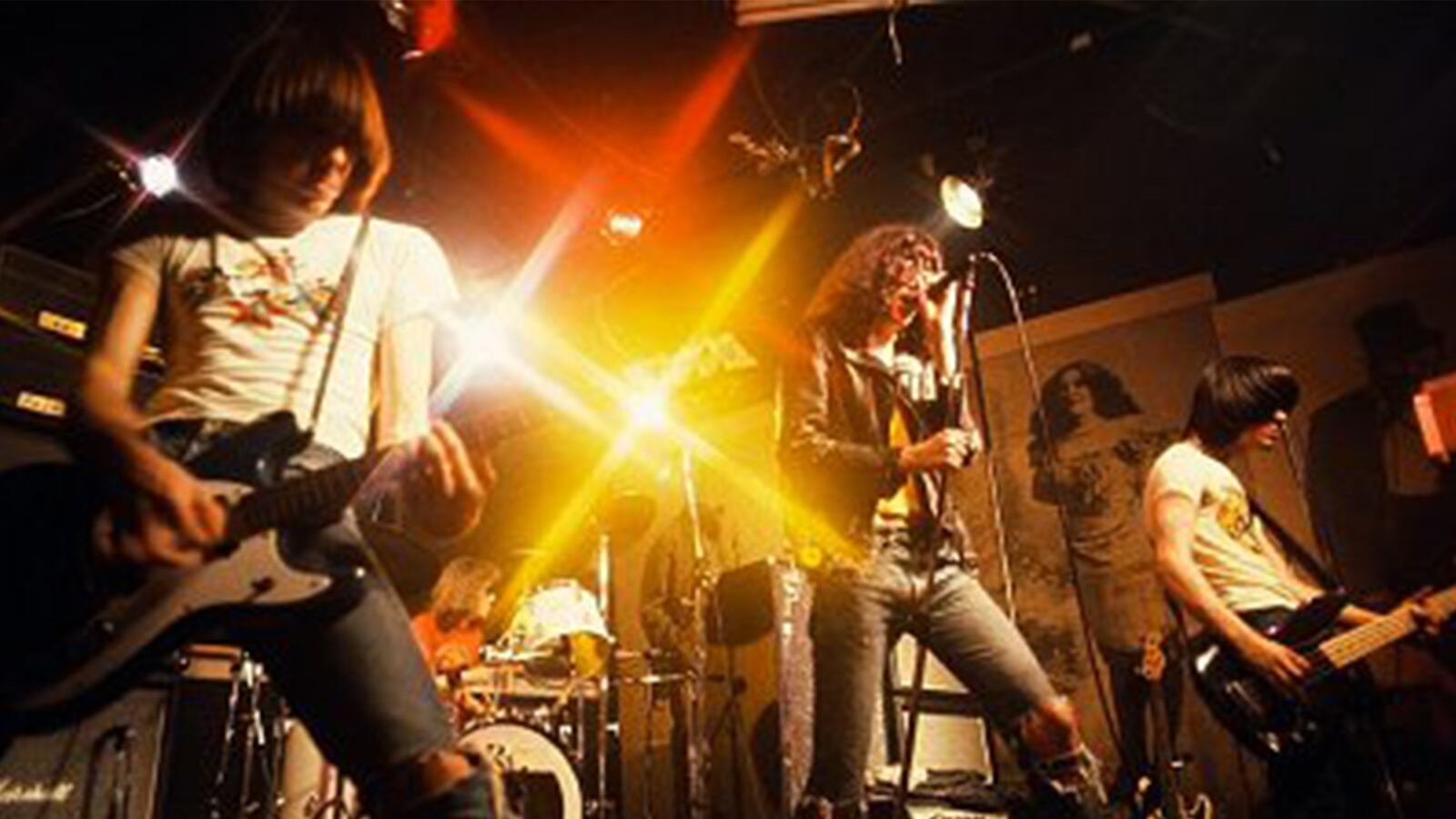 articles/2014/12/15/all-good-cretins-go-to-heaven-dee-dee-ramone-s-twisted-punk-paintings/141214-leon-dee-dee-ramone-tease_o4fqdy