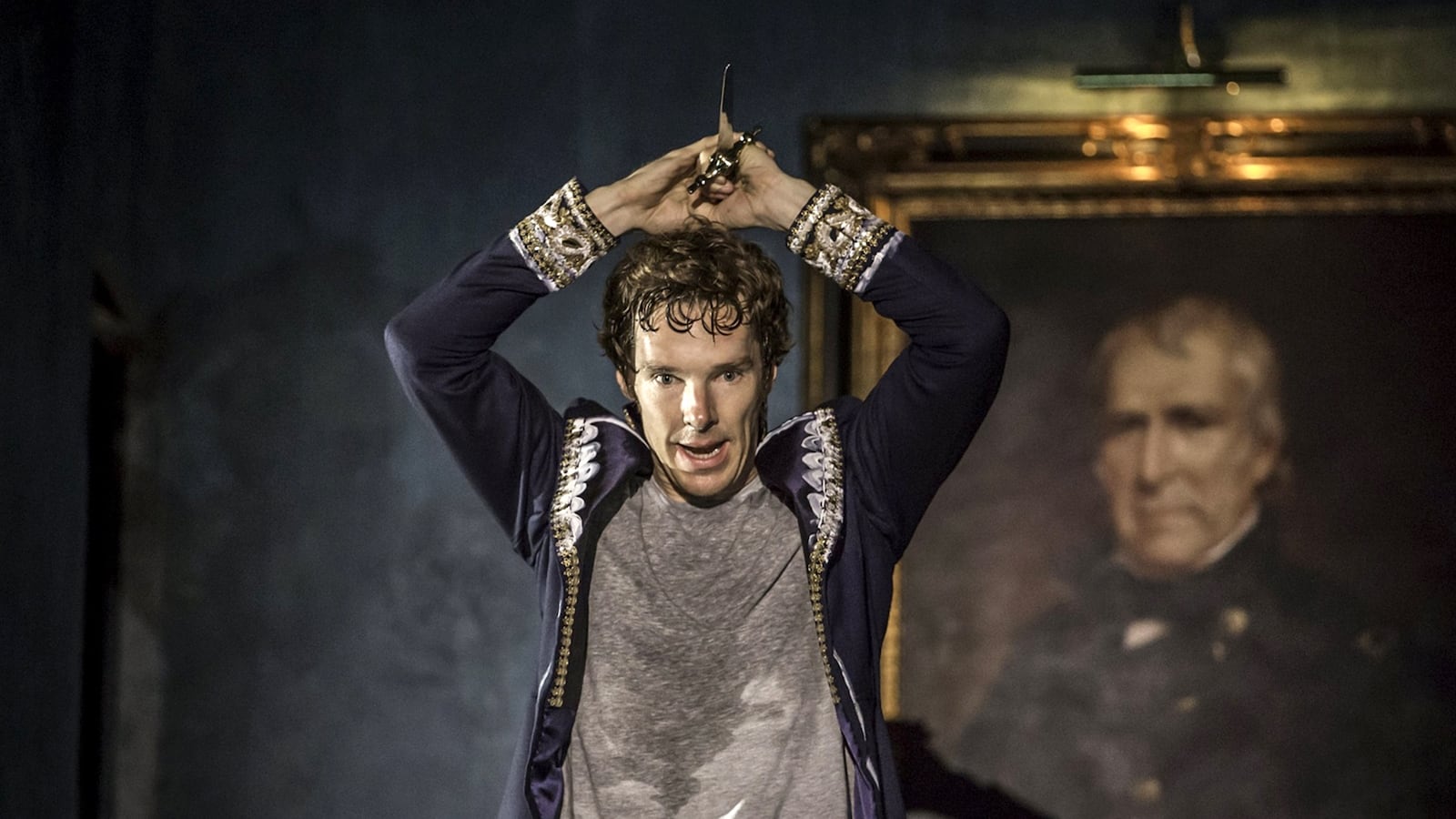 articles/2015/08/17/benedict-cumberbatch-s-hamlet-gets-a-rewrite-in-lo-ndon/150817-hines-cumberbatch-hamlet-tease_jwf7xs