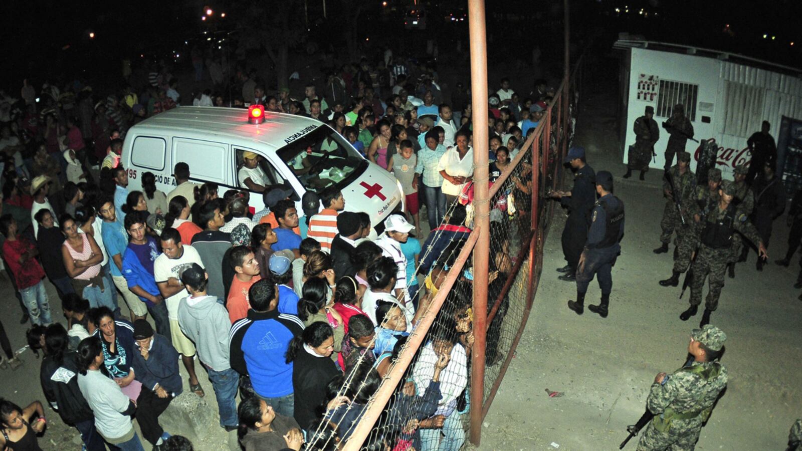 cheats/2012/02/15/honduras-jail-fire-kills-hundreds/honduras-prison-fire-photos-one_vvidx5