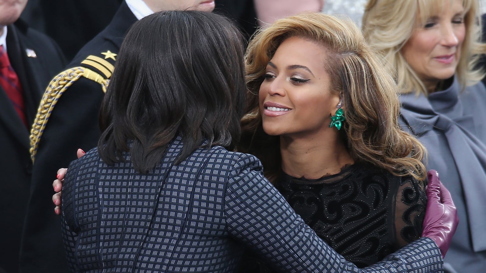 articles/2013/05/01/why-beyonce-is-a-tough-friend-for-michelle-obama/130430-Samuels-Michelle-Beyonce-tease_mh5pxc