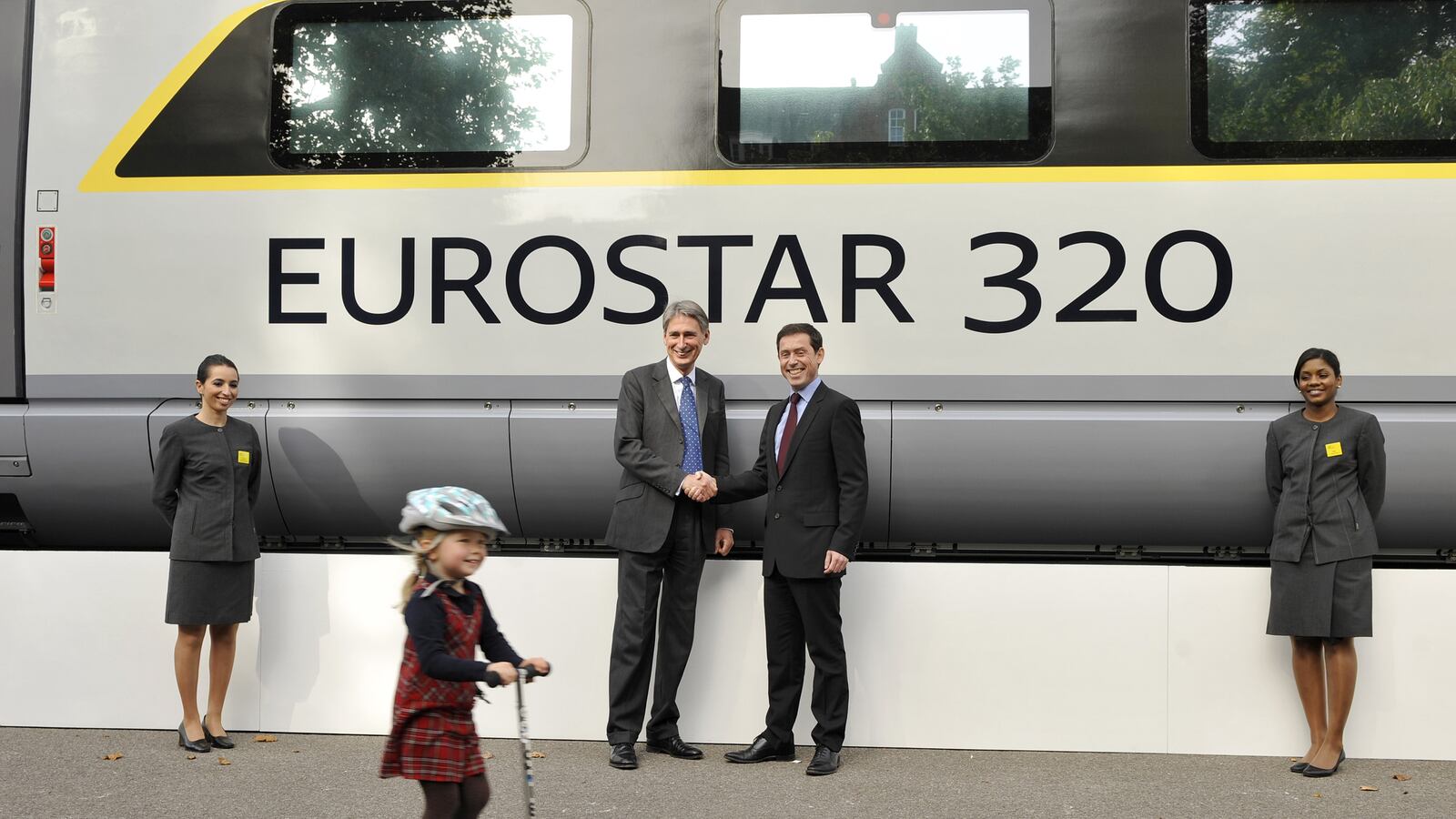 cheats/2013/06/20/eu-lower-eurostar-prices-or-else/130620-eurostar-cheat_utbou4