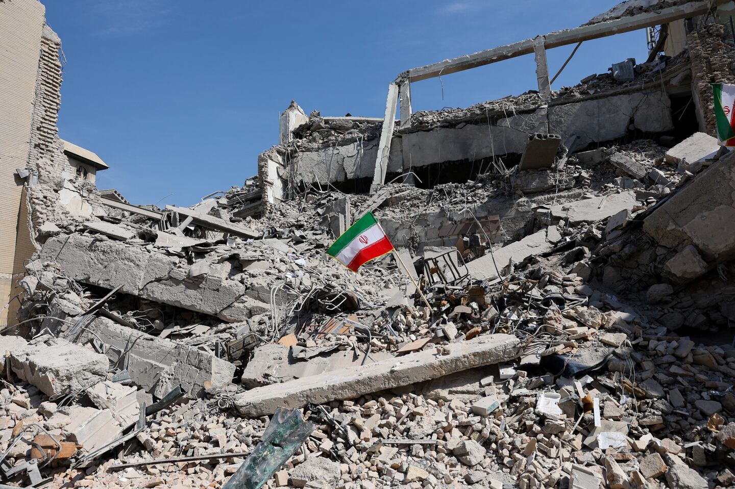 Secret Hill Briefing Reveals That There’s No Endgame in Iran