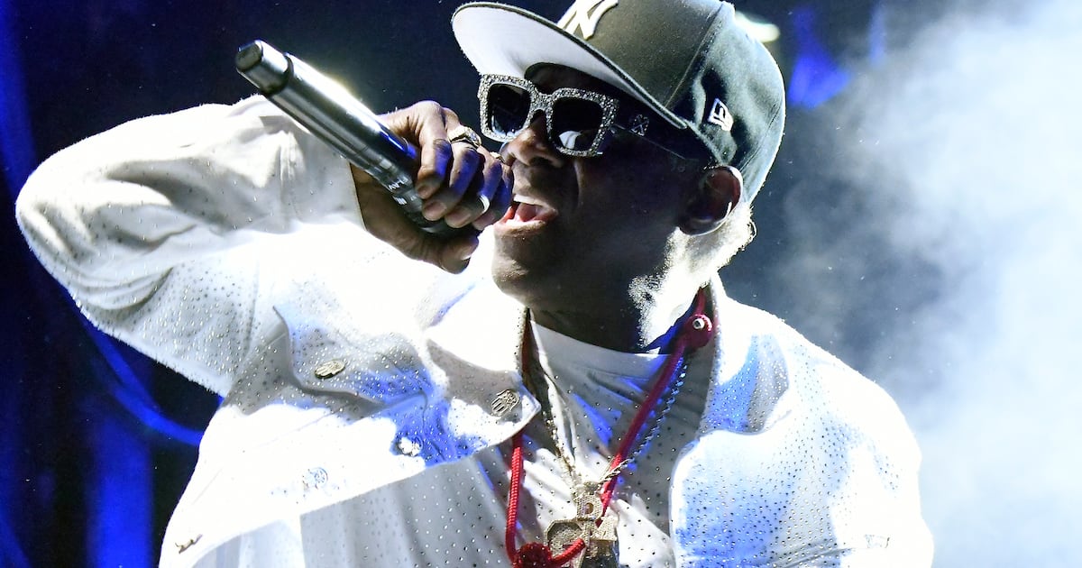 Iconic Rapper Offers U.S. Women’s Hockey Team Alternative Invite