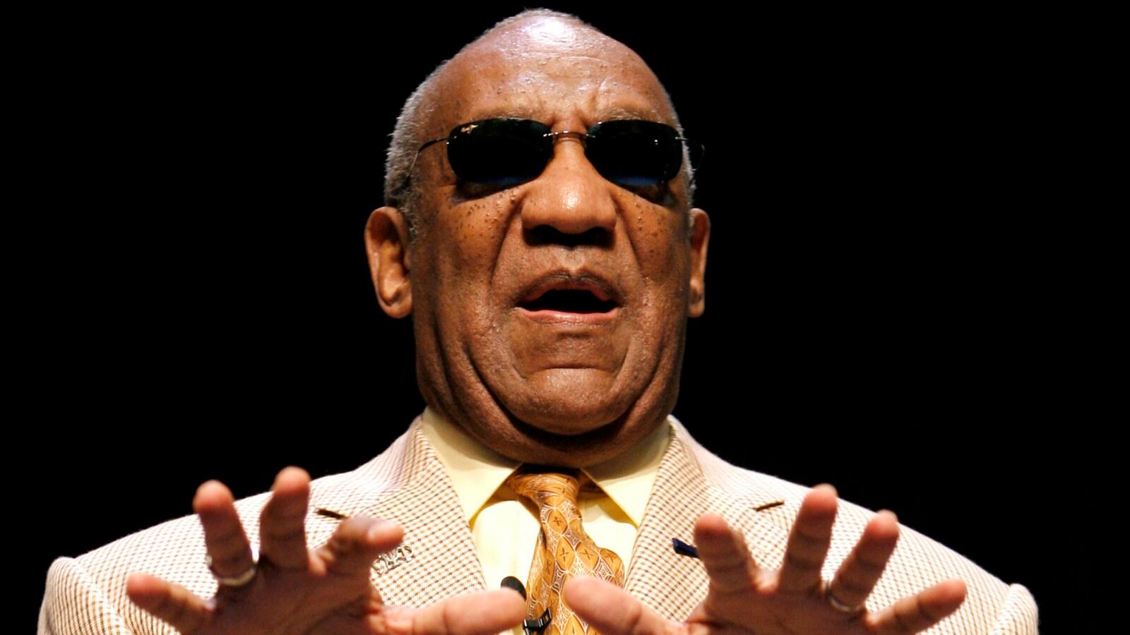 cheats/2015/07/09/cosby-s-walk-of-fame-star-will-stay/150709-cosby-star-cheat_ahxenk