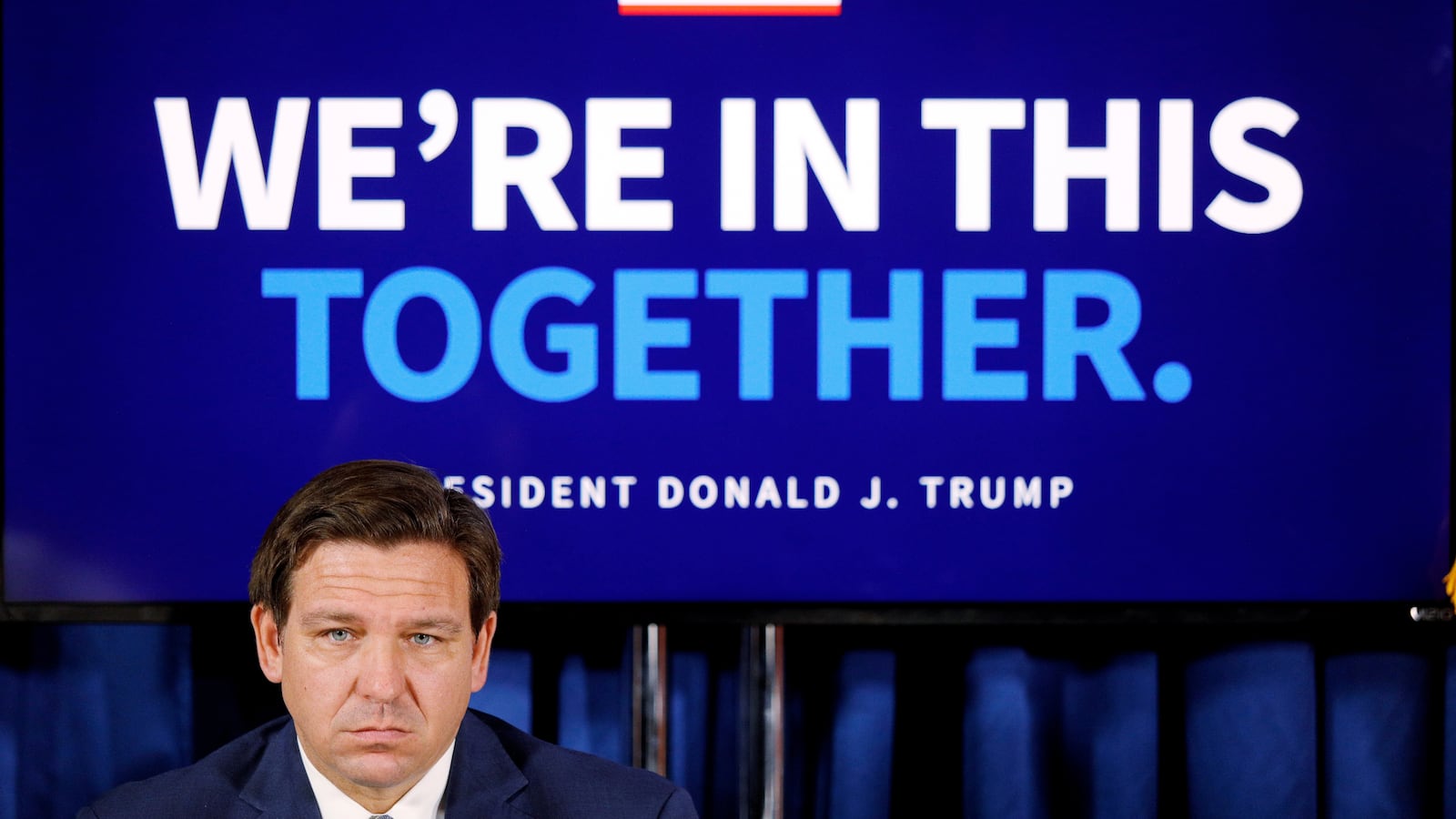 2021-01-04T000000Z_658692834_RC261L9DXBL6_RTRMADP_3_HEALTH-CORONAVIRUS-VACCINE-NEW-YORK_ukpple