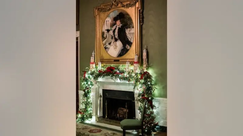 White House Christmas decor 2025