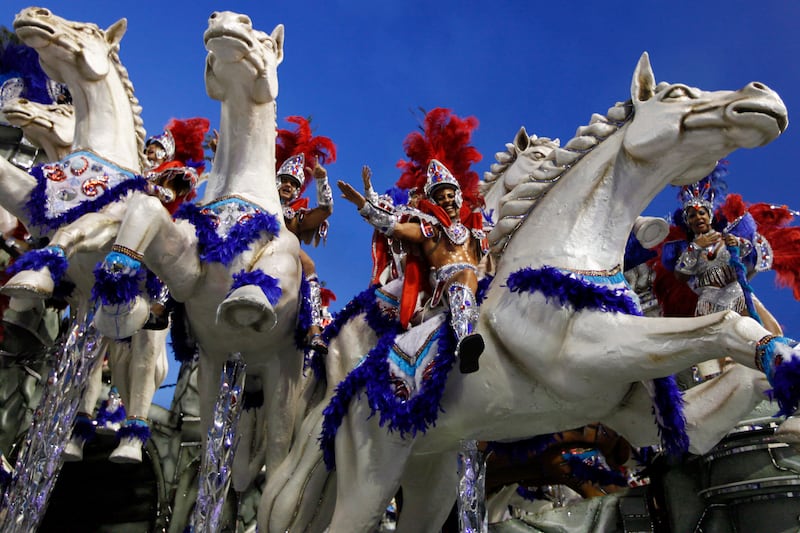 galleries/2014/03/08/the-week-in-photos-march-8-2014/140306-wip-carnival-horses_ijhucl