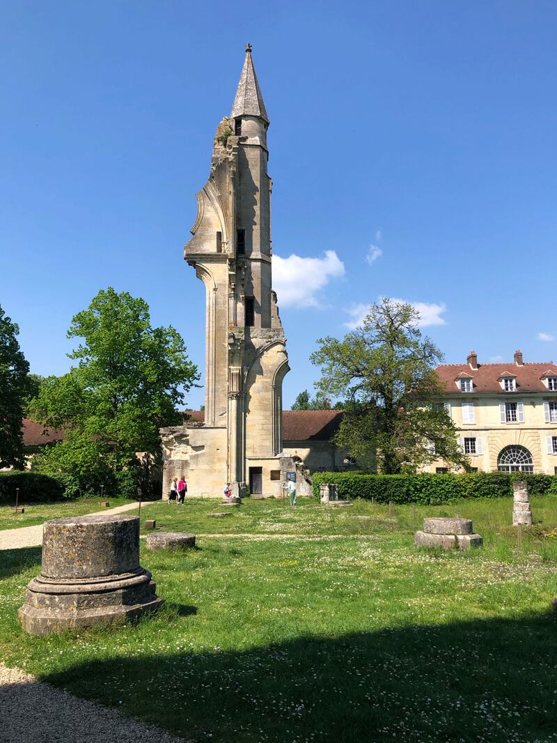 Abbaye de Royaumont ruins.