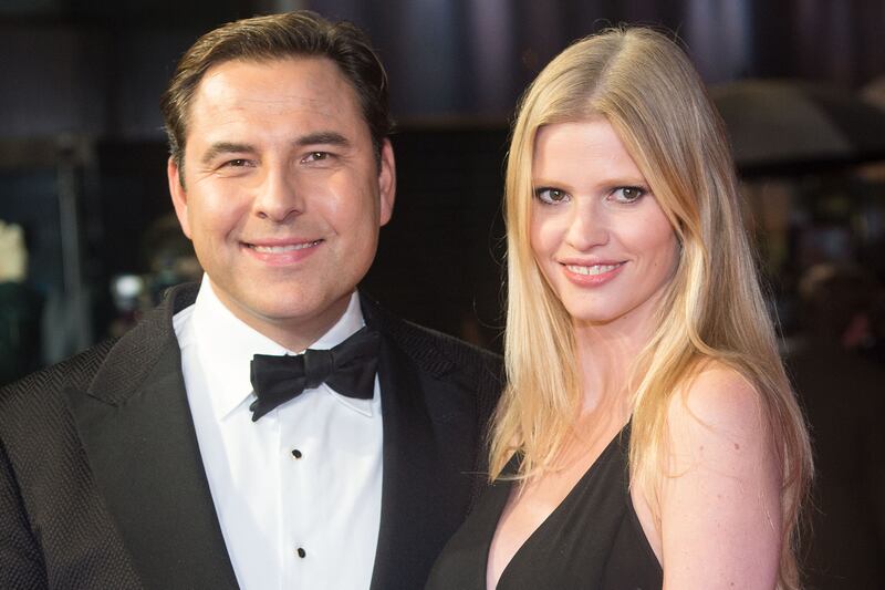 galleries/2013/01/01/celebrity-couples-expecting-in-2012-from-kim-and-kanye-to-jessica-simpson-and-more-photos/lara-stone-david-walliams-power-babies-2013_dknh7d