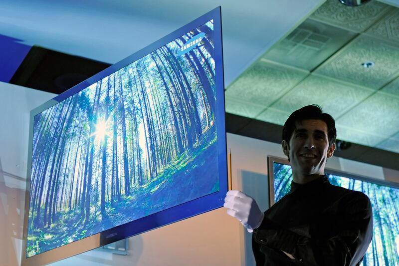 galleries/2012/08/06/11-things-cheaper-than-a-1-250-headband-photos/headband-samsung-flatscreen_huiucn