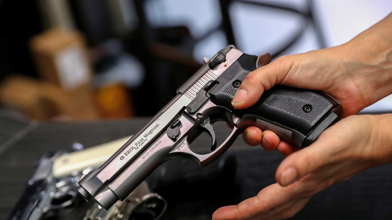 2020-03-23T000000Z_221183230_RC2PPF94BPFQ_RTRMADP_3_HEALTH-CORONAVIRUS-HUNGARY-GUNS_gpxm30