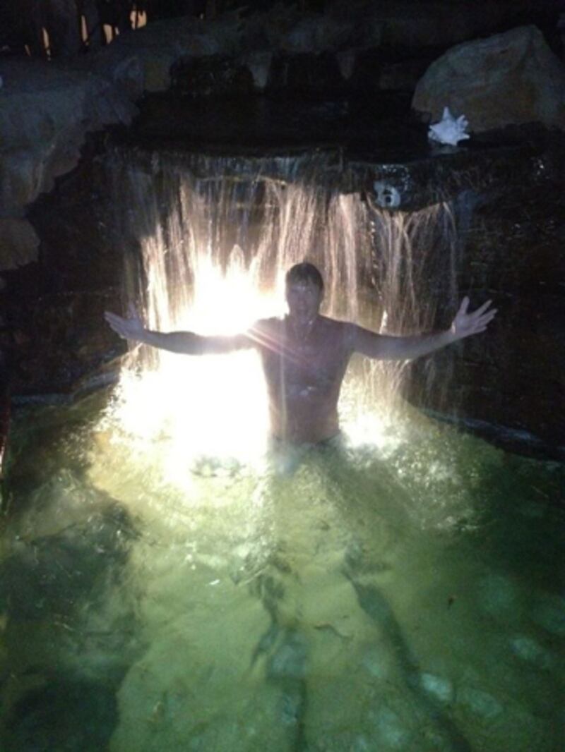 galleries/2012/07/08/kim-kardashian-stephen-colbert-more-celebrity-twitter-pictures-photos/twitpics-120706-hasselhof_gr1arq