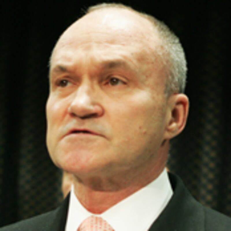 articles/2010/02/02/taming-haitis-lawless-streets/grove-ray-kelly_79335_pvbjfx