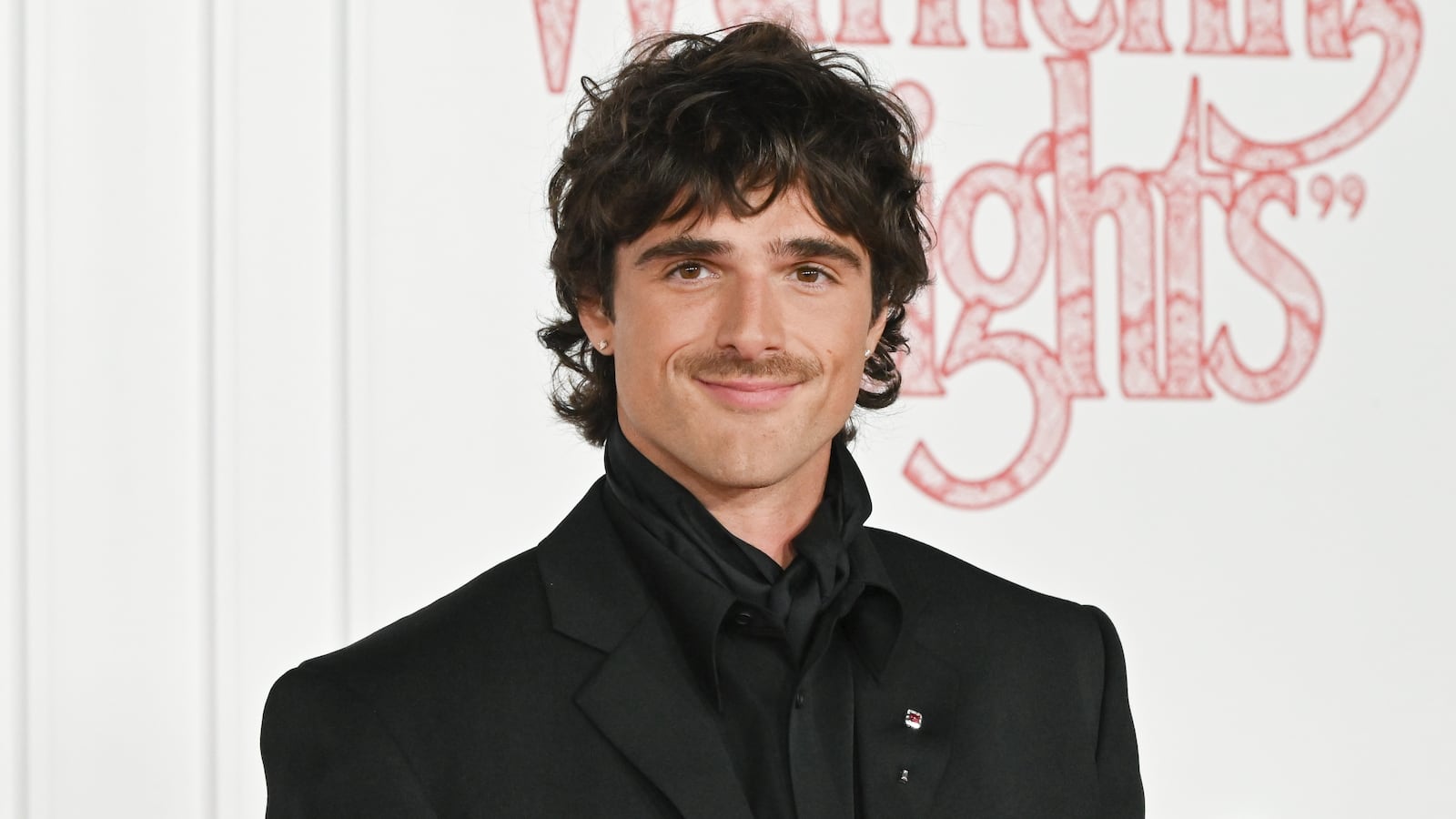 Jacob Elordi attends the world premiere of "Wuthering Heights" on January 28, 2026.