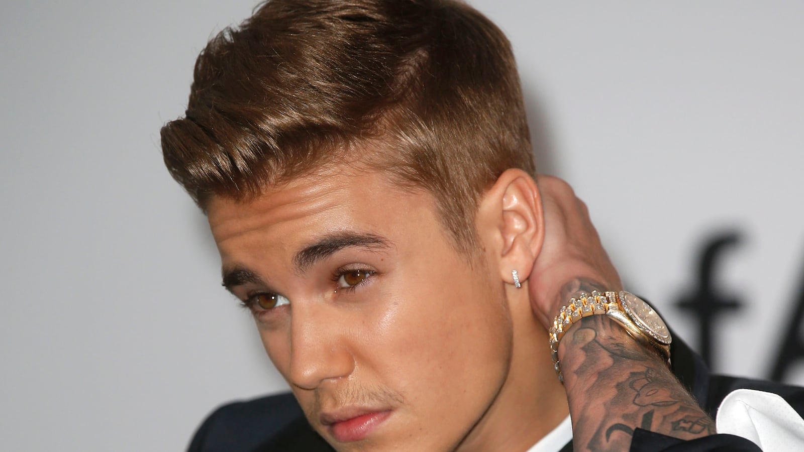 cheats/2014/06/04/bieber-uses-n-word-in-2nd-alleged-video/140604-bieber-racist-comment-cheat_yclogc