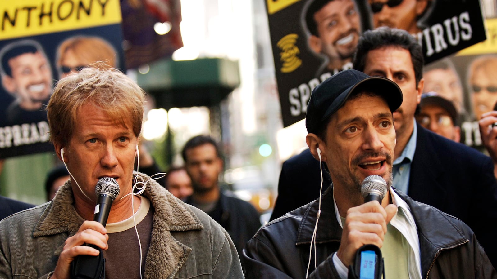 articles/2014/07/08/fans-rage-over-opie-minus-anthony/140707-grove-opie-anthony-tease_vmkuse