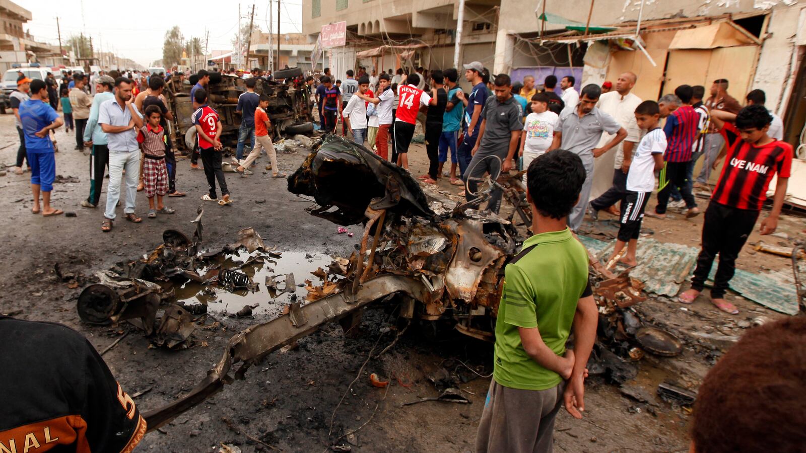 cheats/2013/05/20/dozens-killed-in-iraq-bomb-blasts/130520-baghdad-explosions-cheat_nz9k9f