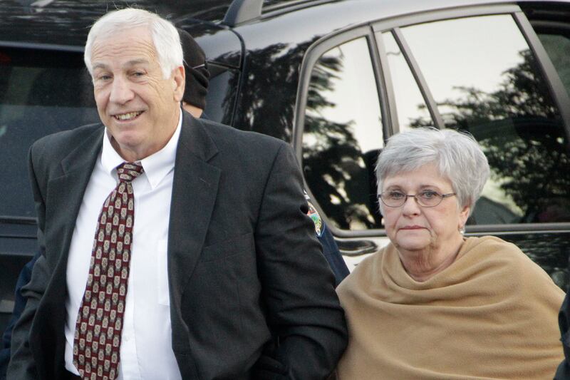 articles/2012/06/19/jerry-sandusky-trial-day-six-dottie-defends-her-man/dottie-jerry-sandusky-dimond_rwqrgk