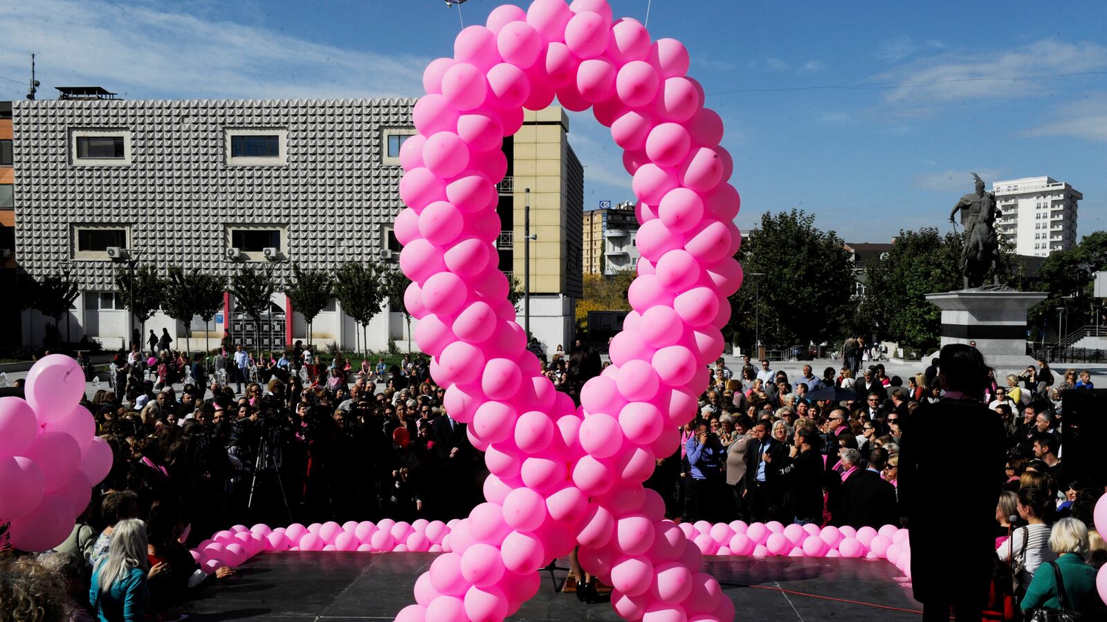 cheats/2015/04/20/breast-cancer-to-rise-50-by-2030/150420-breast-cancer-cheat_f7aw3a