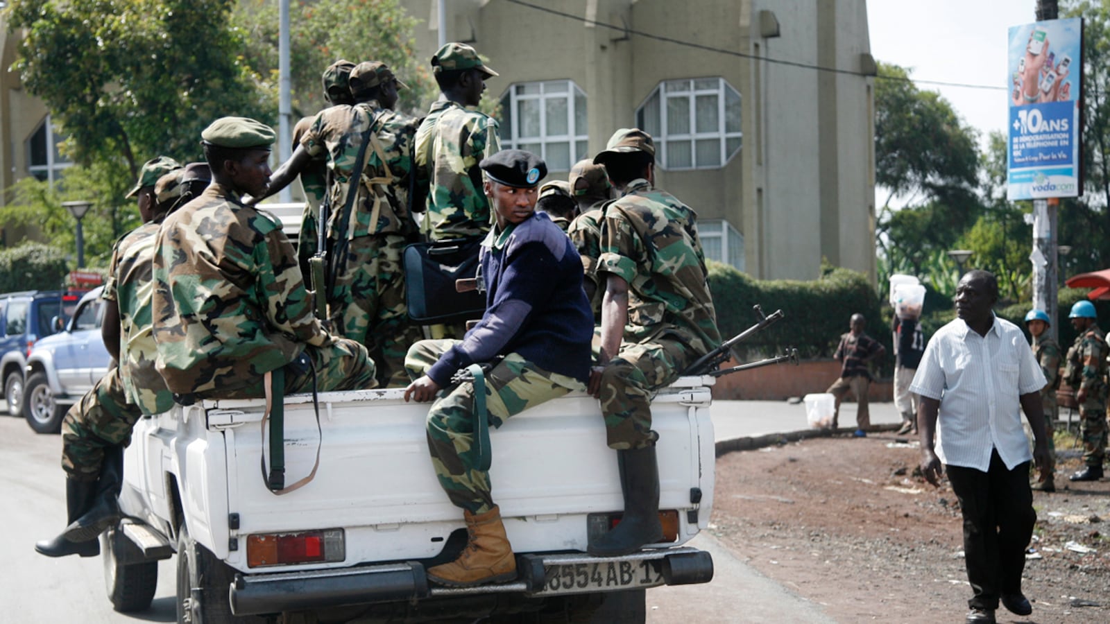 cheats/2012/11/27/congo-rebels-refuse-to-retreat/m23-congo-retreat-cheat_flcjyv