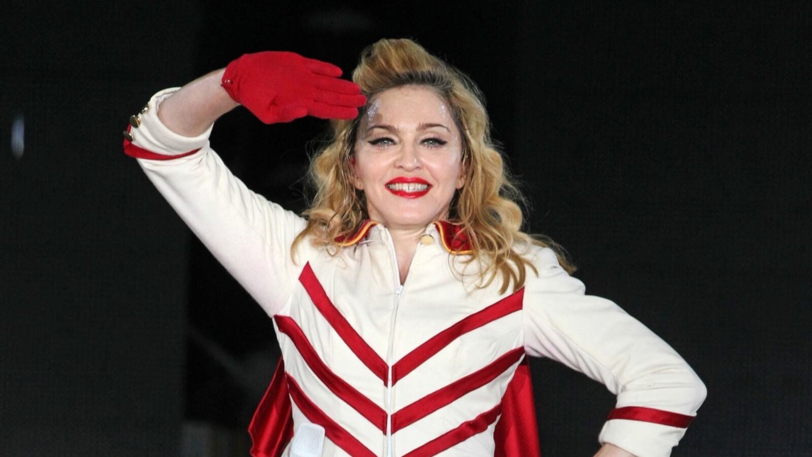 cheats/2012/09/25/madonna-calls-obama-black-muslim/madonna-obama-muslim-cs_iwpdxh