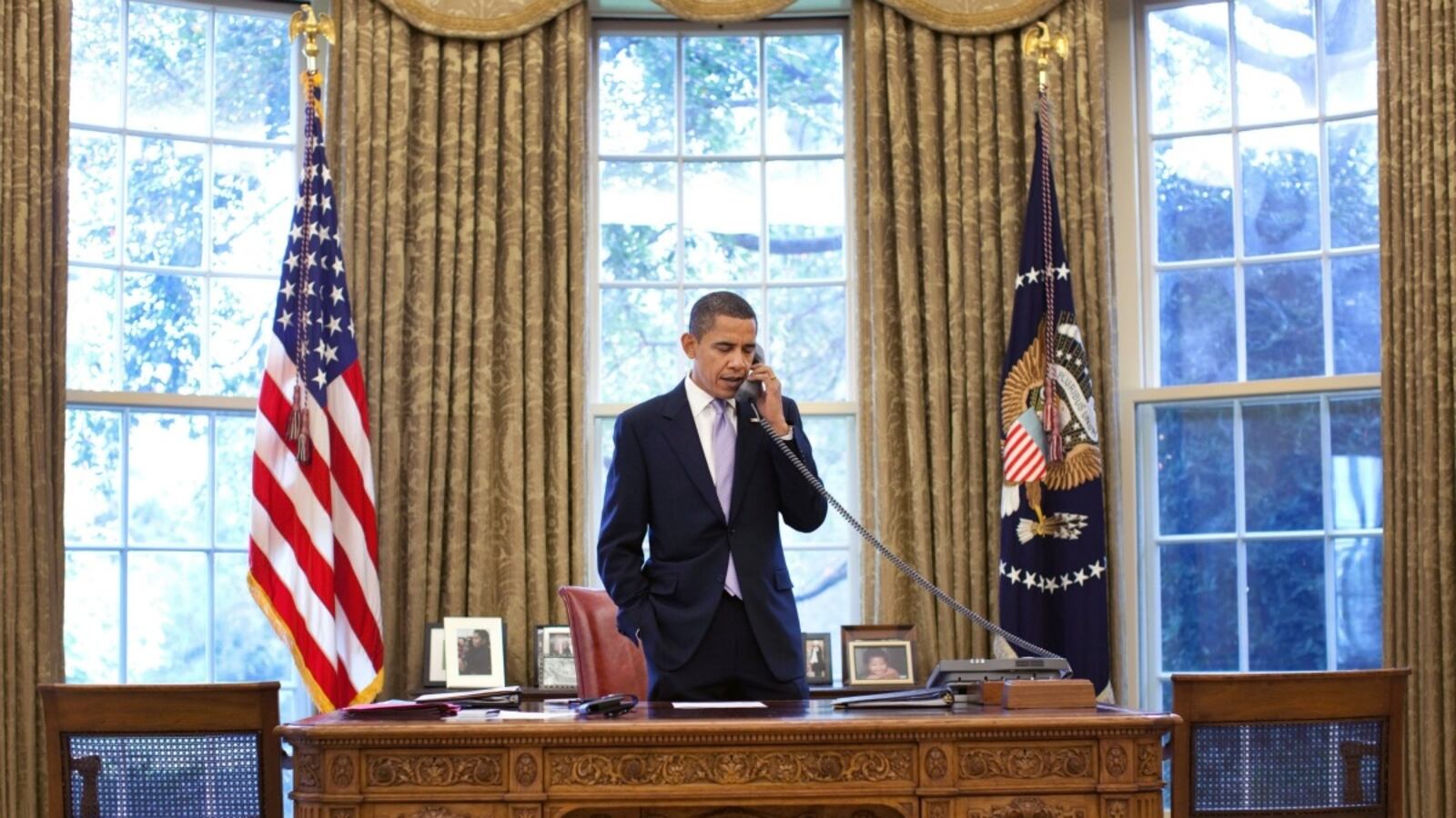 cheats/2012/05/30/obama-to-romney-congrats-on-nomination/obama-call-romney-cheat_pdnjzy