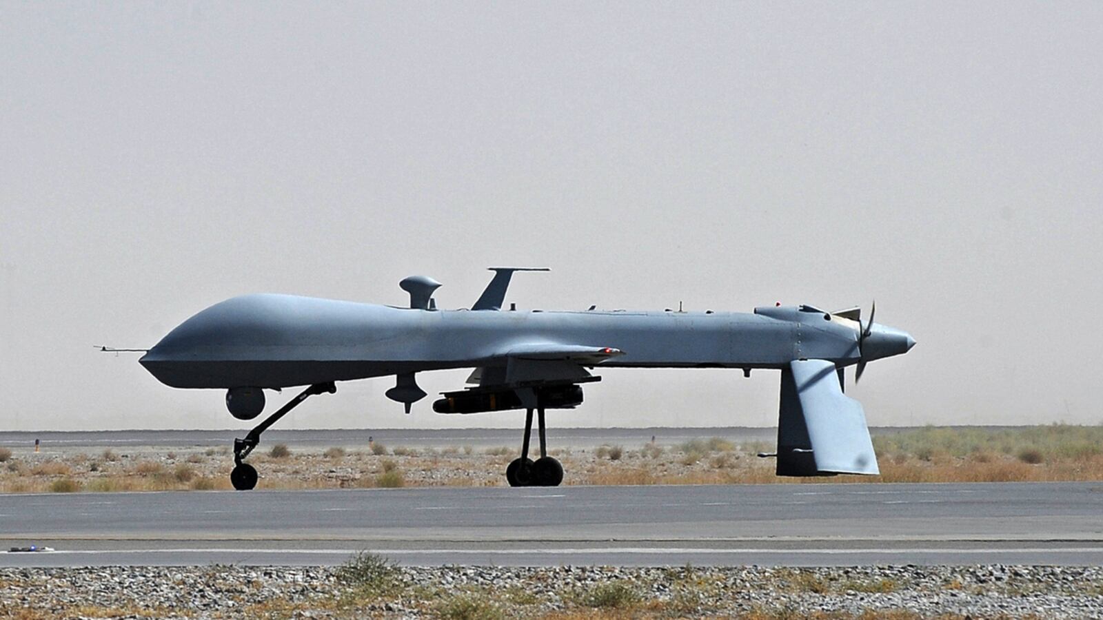 cheats/2011/09/21/u-s-building-drone-bases-in-africa/predator-unmanned-drone-cheat_buyzue