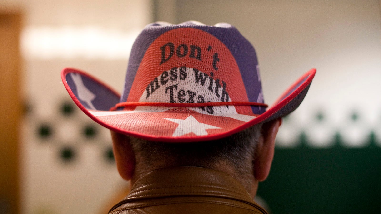 articles/2014/02/26/texas-where-crazy-gets-elected/140225-tomasky-texas-tease_wywuof