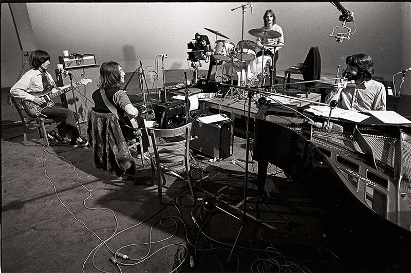 galleries/2012/06/16/ethan-russells-an-american-story-rolling-stones-beatles-jim-morrison-photos/ethan-russell-photos-2_jw8vw9