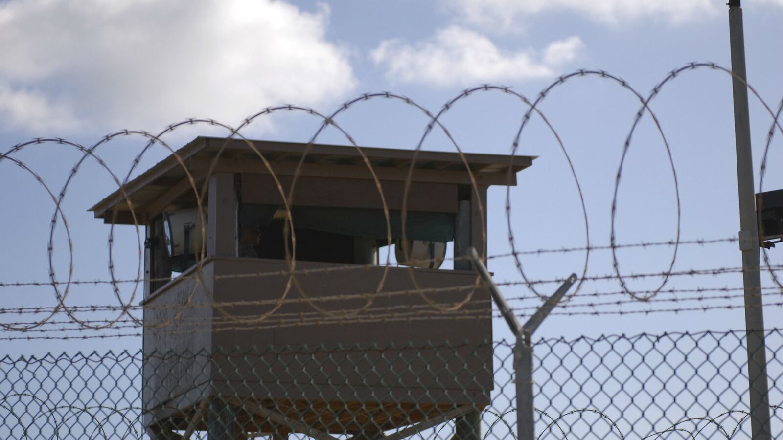 cheats/2016/03/07/ex-gitmo-inmates-suspected-of-militancy/160308-gitmo-ex-detainee-report-cheat_ygcjht