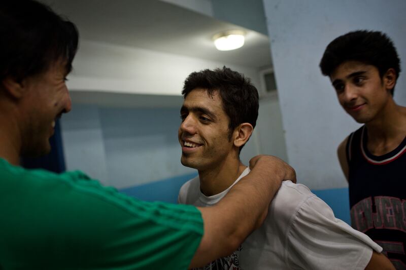 galleries/2014/02/16/afghanistan-s-michael-jordan-photos/140215-afghanistan-bball3_bzanbb