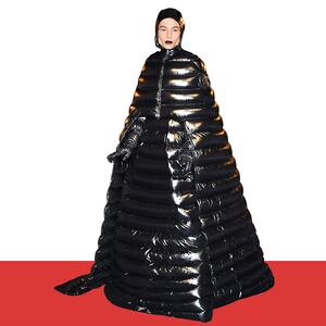 181116-demopoulos-ezra-miller-hero_jb97fy