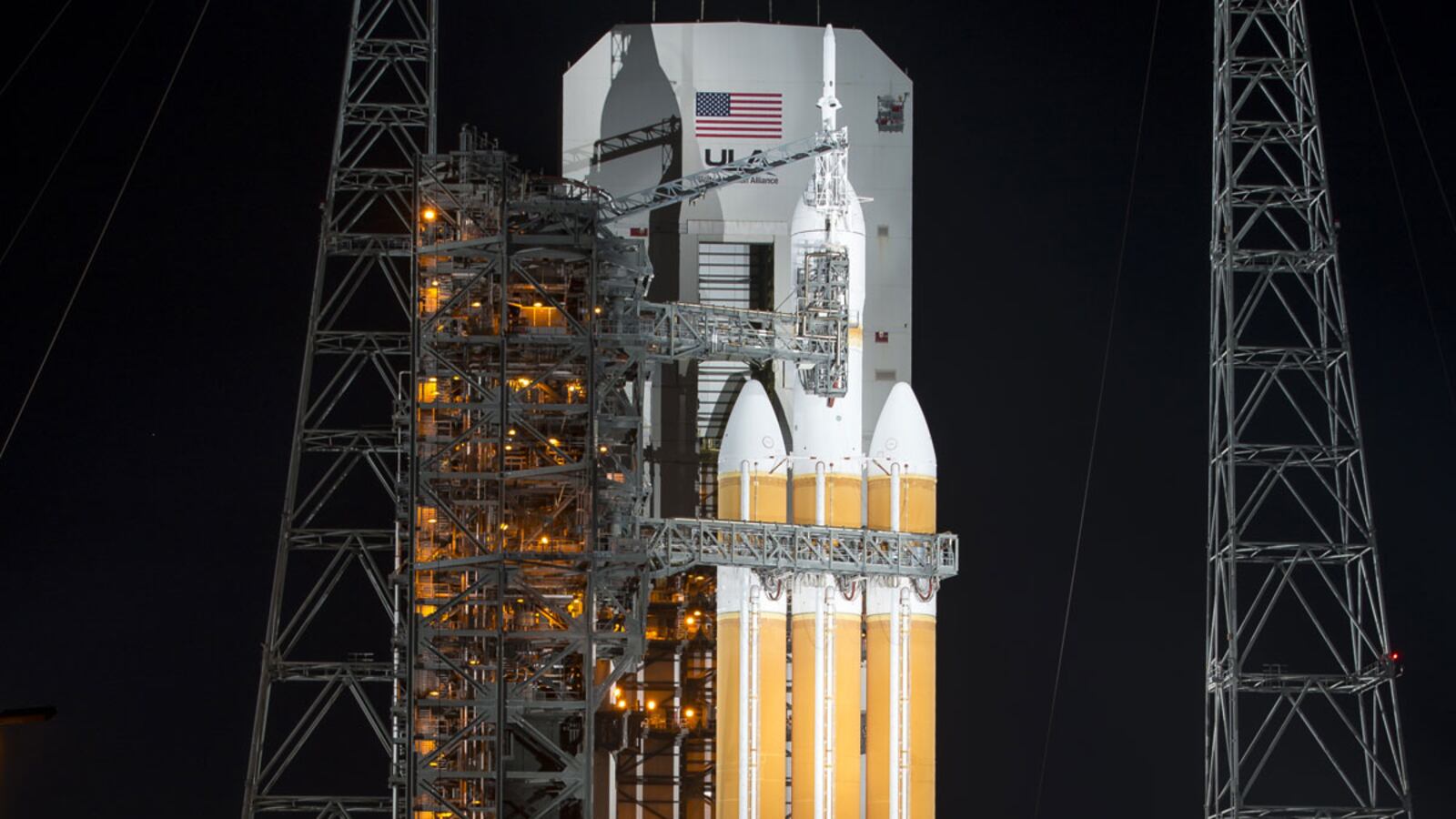 cheats/2014/12/04/nasa-orion-launch-stalled/141204-orion-cheat_zh5keb