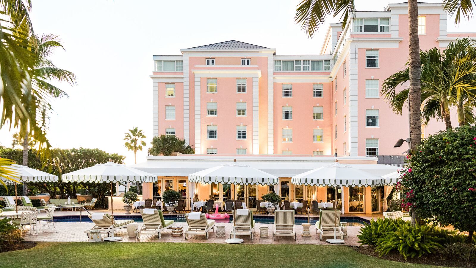 221231-oconnor-room-key-palm-beach-hero_dihacf